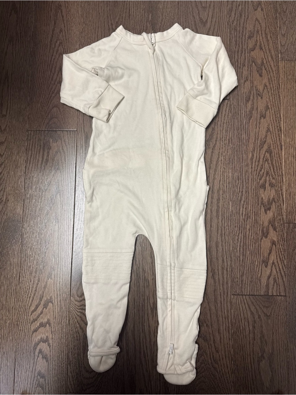 Goumi Cream Zip-Front Footed One-Piece for Babies size 18/24m